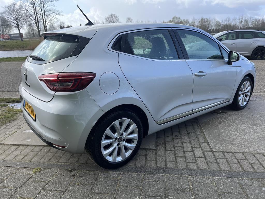 Renault Clio 1.0 TCe Intens / Bose Sound / Camera / PDC V+A, Voorwielaandrijving, 12 maanden, Gebruikt, Leder en Stof