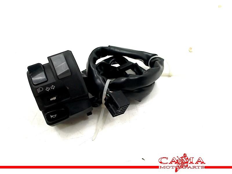 STUURSCHAKELAAR LINKS Yamaha (3P6-83969-00-00), Dhr. S. di Majo, Gebruikt, Info@cama-motorparts.nl, P.J. Troelstraweg 8 8
3144 CX  MAASSLUIS, NL