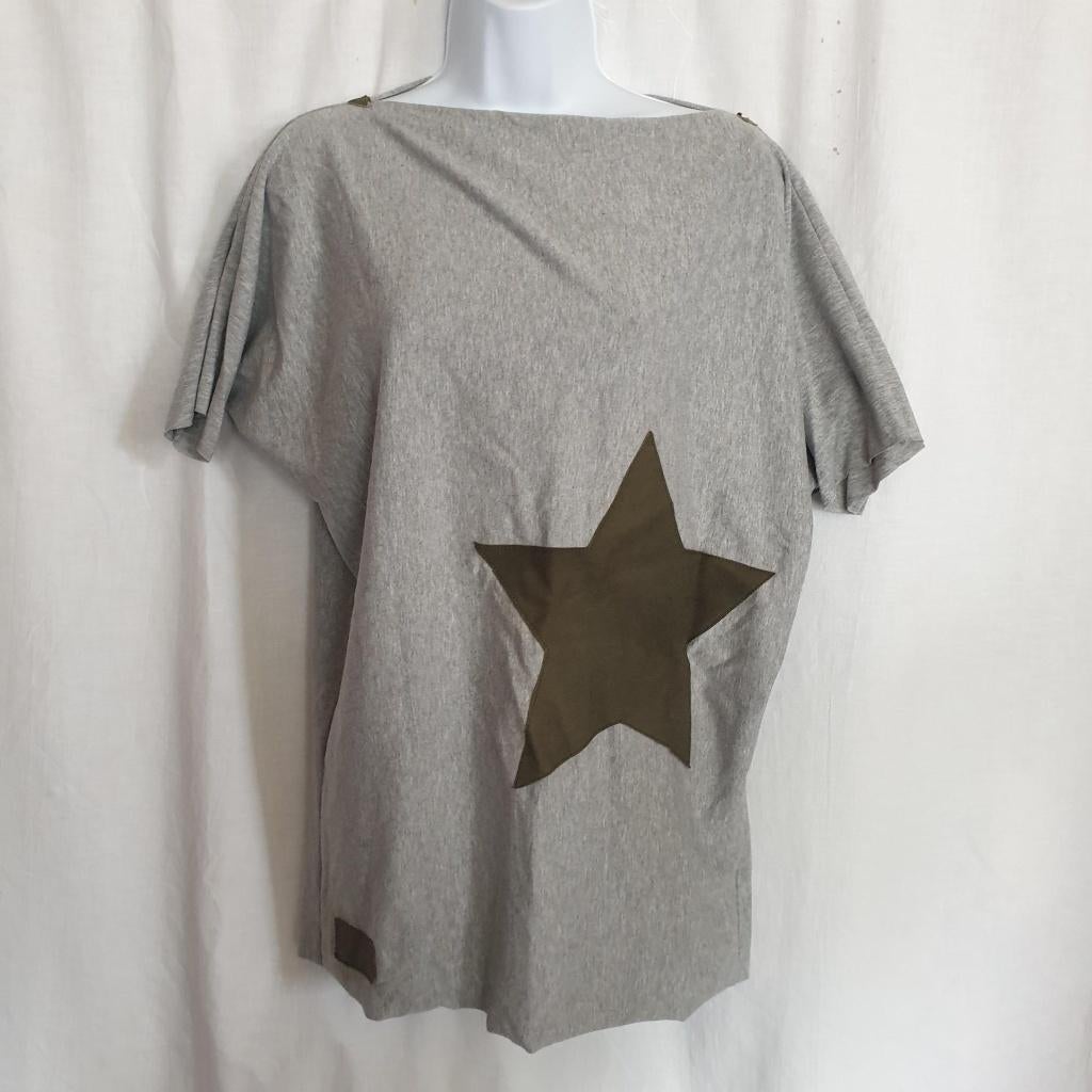 Stoer grijs dames t-shirt. Mt m, Maat 38/40 (M), ., Ophalen of Verzenden, Zo goed als nieuw