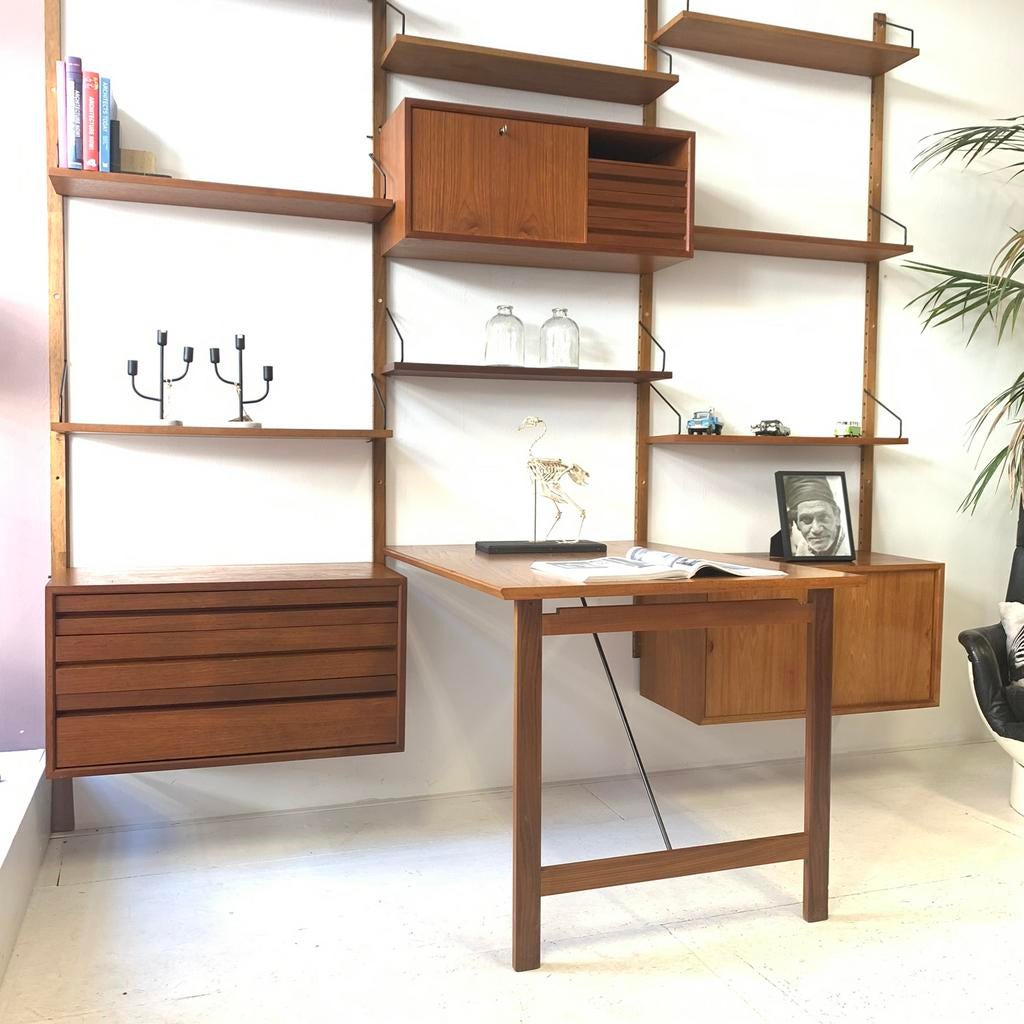 Poul Cadovius by Royal System vintage modulair wandsysteem, Huis en Inrichting, Kasten | Wandmeubels, Gebruikt, 200 cm of meer