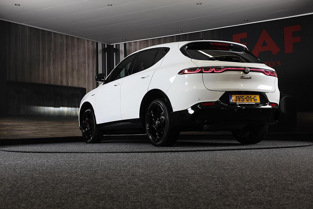 Alfa Romeo TONALE 1.5T Hybrid Veloce / 160 PK / Acc / Leder, Gebruikt, 4 cilinders, 700 kg, 160 pk