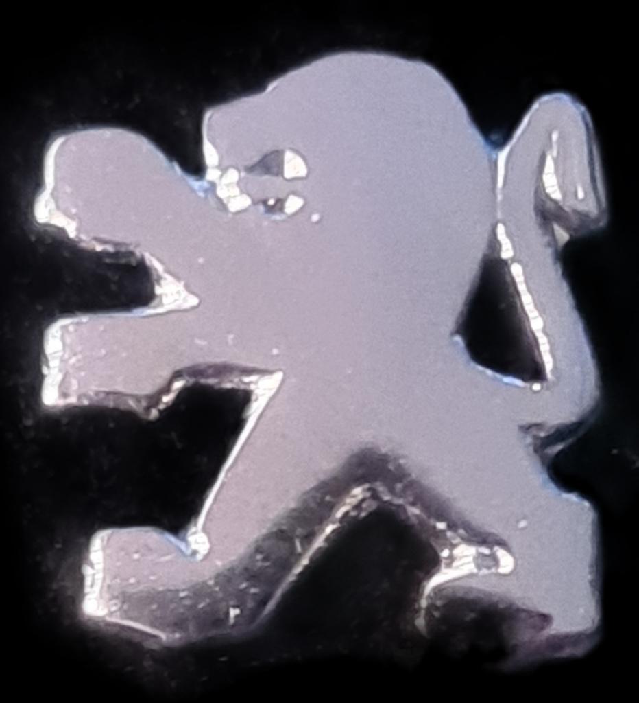 Peugeot logo pin- nieuwste type, Verzenden, Nieuw, Transport, Speldje of Pin