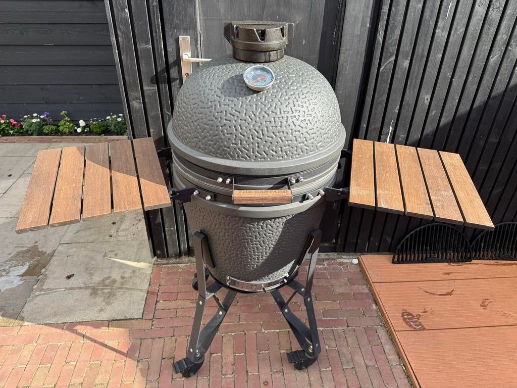 The Bastard Urban Large compleet inclusief accessoires, Ophalen, Zo goed als nieuw, Met accessoires