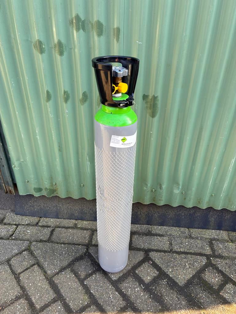 Menggas cilinder 10 liter eigendomsfles, Ophalen of Verzenden, Gebruikt, 250 ampère of meer, Overige typen