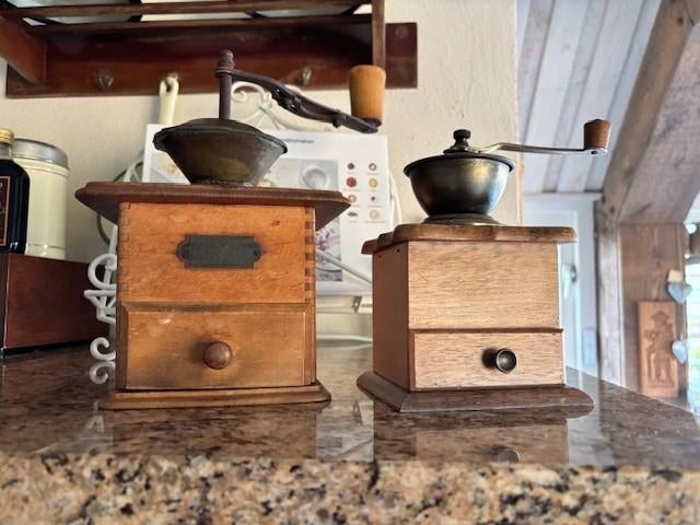 Koffiemolens, Ophalen