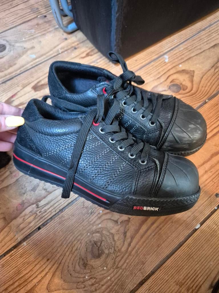 Werkschoenen maat 37, Ophalen of Verzenden, Zo goed als nieuw, Zwart, Werkschoenen