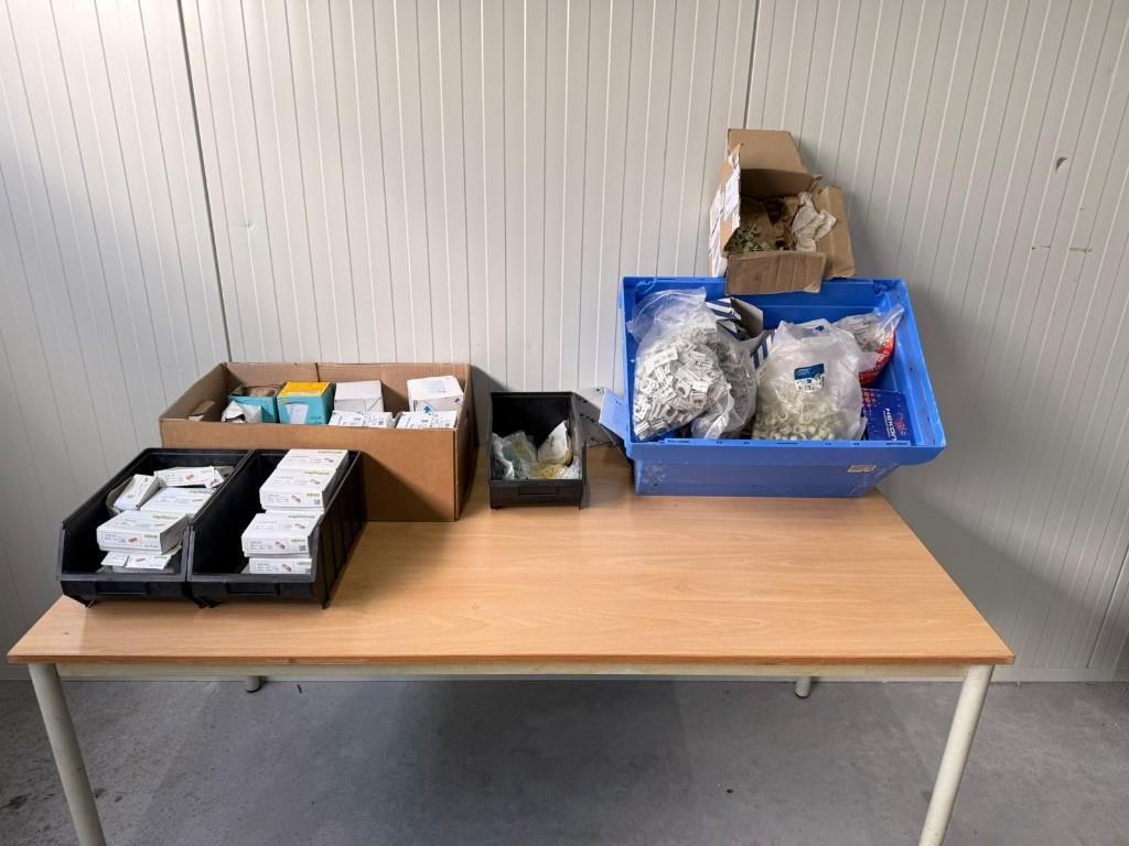 Partij Wagos, Werkschakelaars en Bevestigingsmateriaal, Ophalen, Nieuw, Overige typen