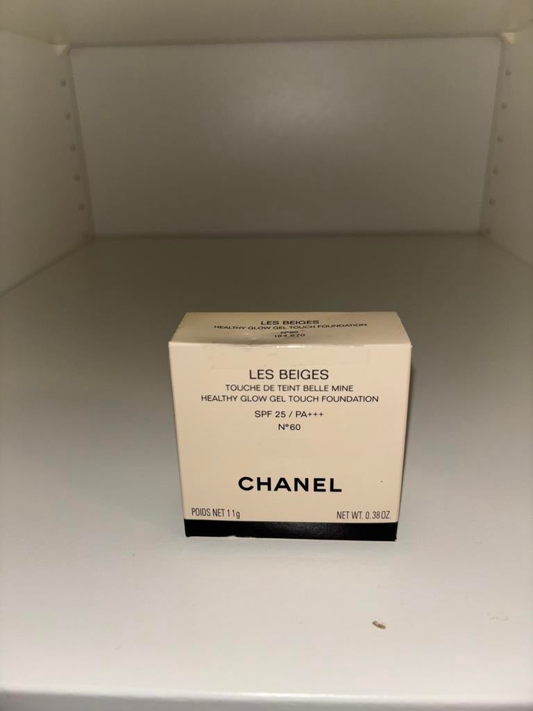 Chanel Foundation, Ophalen of Verzenden, Zo goed als nieuw, Gehele gezicht, Camouflage