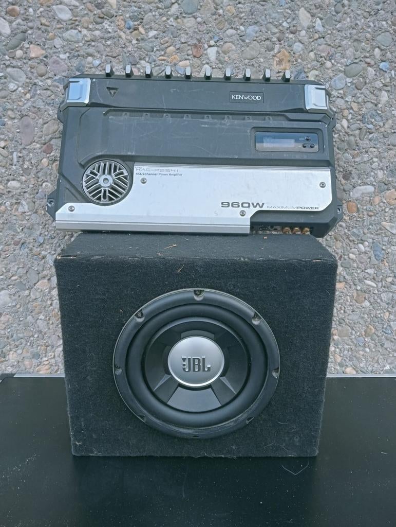 JBL subwoofer
800watt 8 inch
Kenwood 960watt versterker, Auto diversen, Autospeakers, Ophalen
