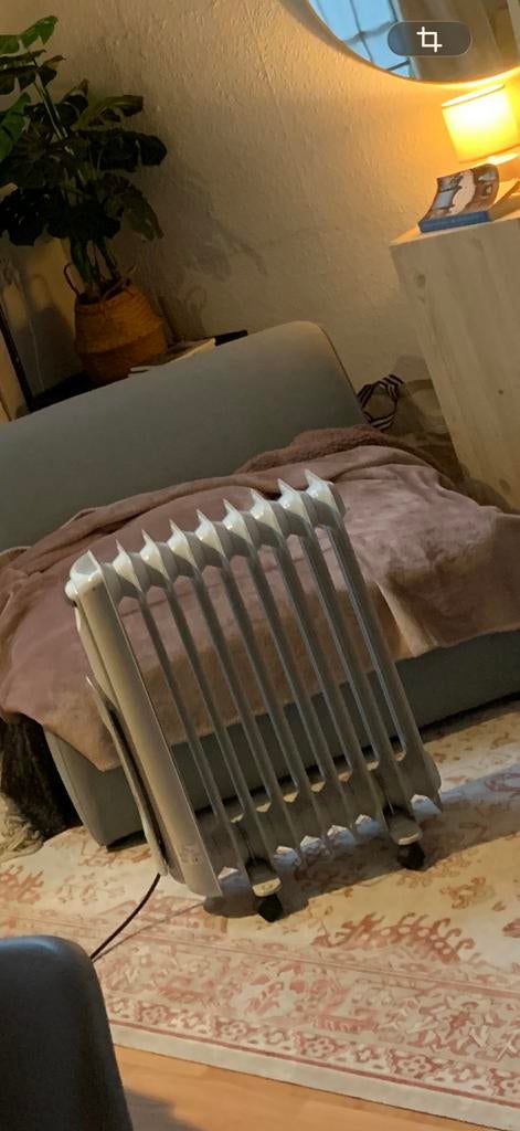 Olieradiator 8 ribben. Gratis 8 april ophalen, Ophalen, Oliekachel, Gebruikt, Elektrisch
