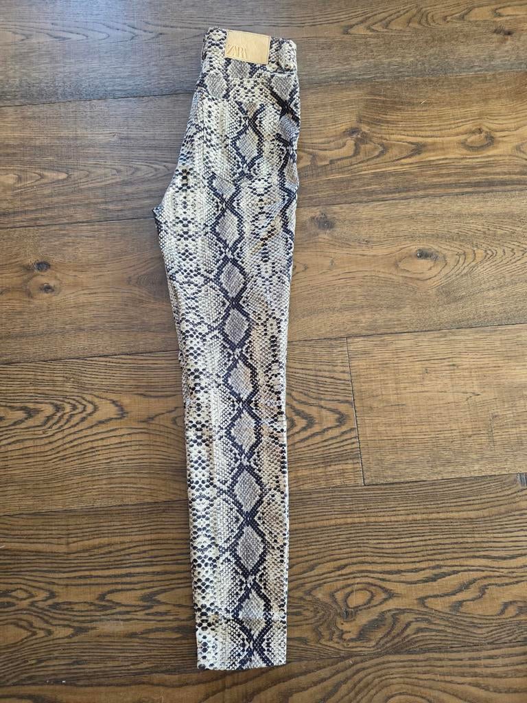 Phyton print broek van Zara in maat 34, Ophalen of Verzenden, Zo goed als nieuw, Maat 34 (XS) of kleiner, Lang