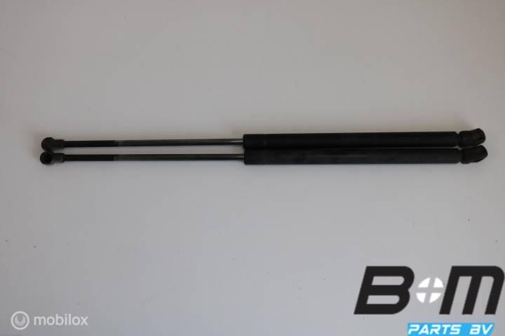 Set gasdrukveren achterklep VW Golf 4, Gebruikt