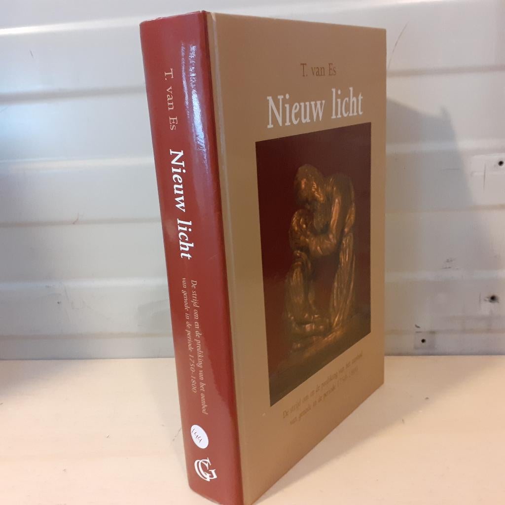 Nr. 144 T. van Es. Nieuw licht. De strijd om en de prediking, Gelezen, T. van Es, Christendom | Protestants, Ophalen of Verzenden