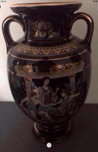 vaas met Griekse mythologie decoratie, Ophalen, Overige kleuren, Aardewerk of Porselein, Minder dan 50 cm