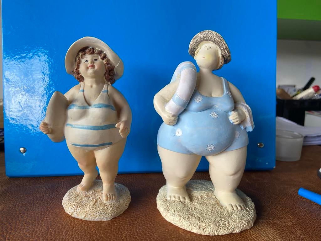 2 dikke dames naar het strand, Ophalen of Verzenden, Zo goed als nieuw, Mens