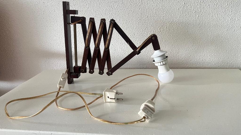 Vintage schaarlamp, Ophalen of Verzenden, Zo goed als nieuw, Hout, Vintage