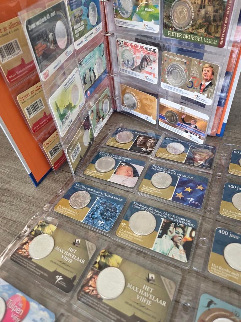coin cards zilver o.a. van Gogh , Huwelijksmunt (71 stuks), Ophalen of Verzenden, Nederland, Munten