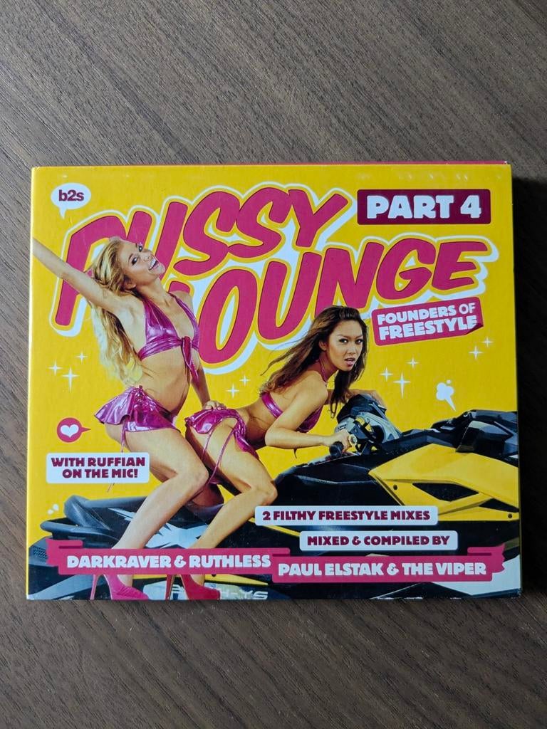 Pussy Lounge Part 4, Ophalen of Verzenden, Zo goed als nieuw