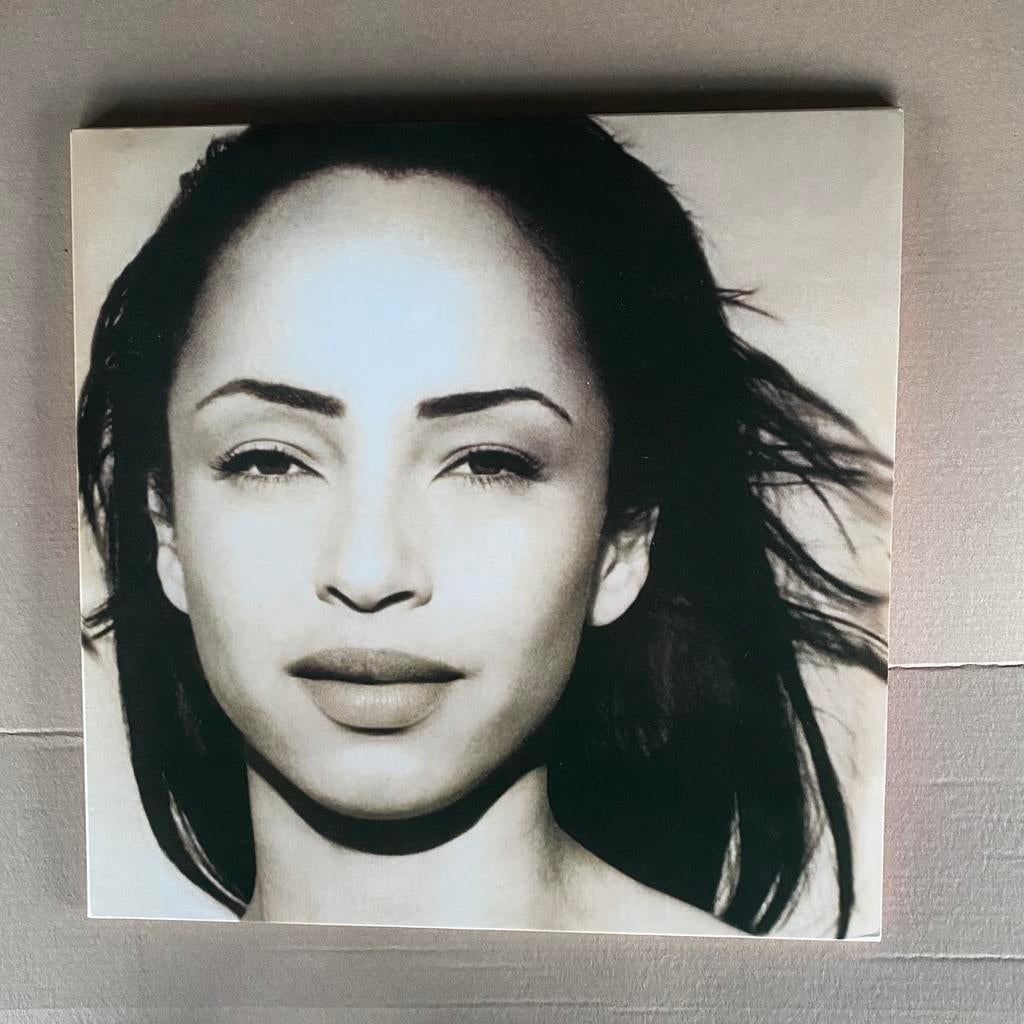 Dubbel lp - Sade - the best of (als nieuw), Cd's en Dvd's, Vinyl | Pop, Ophalen of Verzenden, Zo goed als nieuw, 12 inch