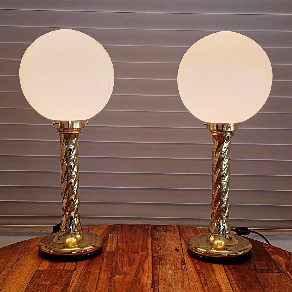 Set van 2 Roho Leuchten tafellampen met melkglas bol, Ophalen of Verzenden, Zo goed als nieuw, Minder dan 50 cm, Glas