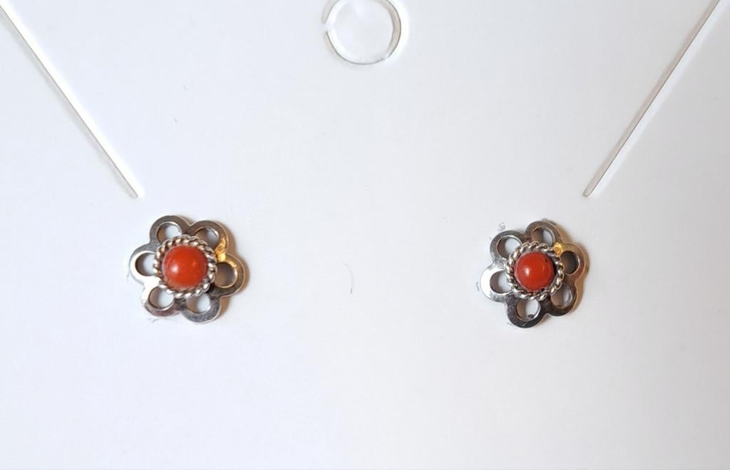 Zilveren Oorbellen met Bloedkoraal - Nieuw, 8mm, Sieraden, Tassen en Uiterlijk, Oorbellen, Nieuw, Ophalen of Verzenden, Met edelsteen