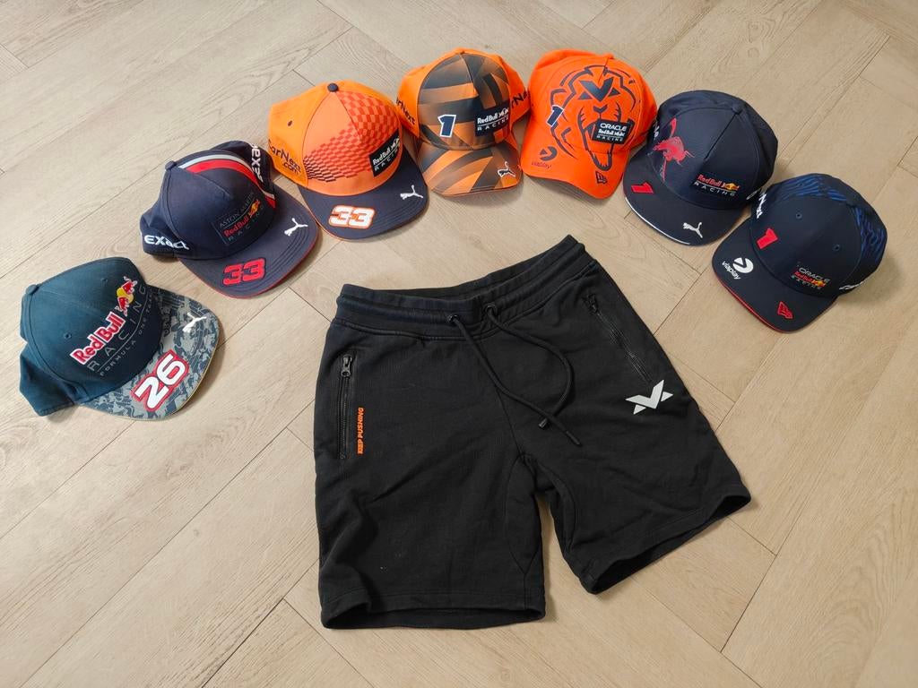 Red Bull petten en kleren., Ophalen of Verzenden, Zo goed als nieuw