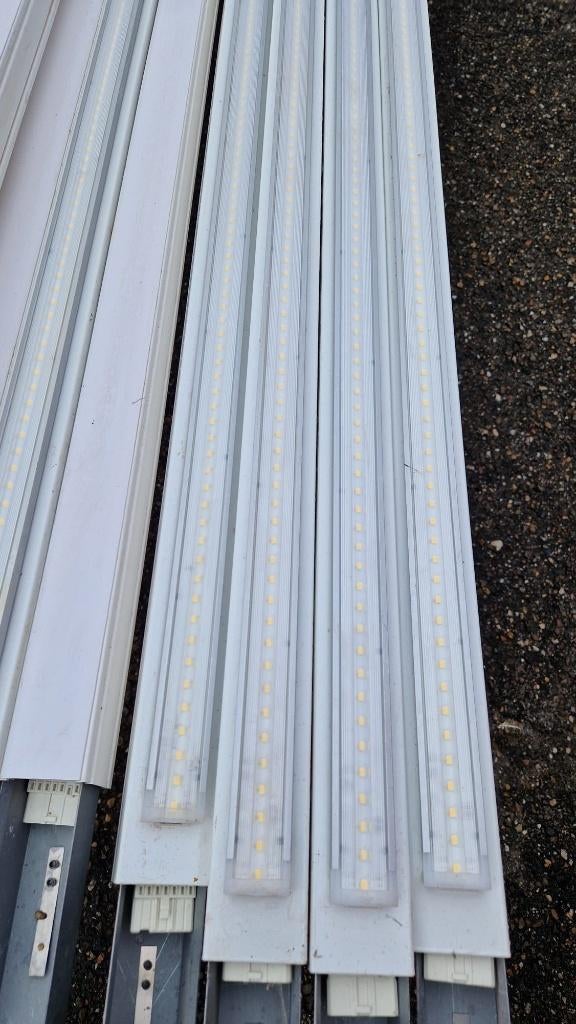 Lichtlijn lichtstraat LED armaturen Unired ( 106 ), Ophalen, Gebruikt, Nb, Nb