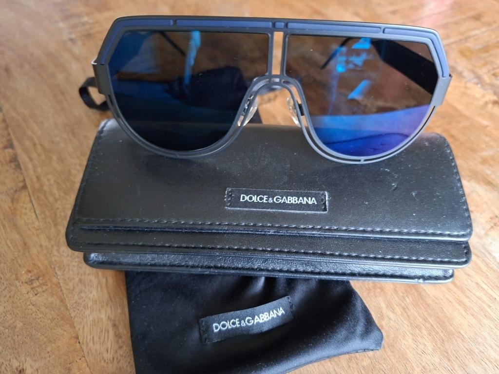 Dolce & Gabbana Zonnebril unisex Blauw, Zo goed als nieuw, Ophalen of Verzenden