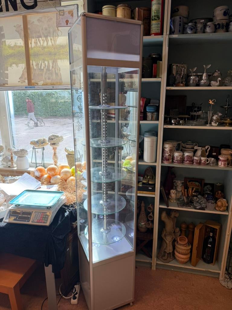 Zgan vitrine kast, Huis en Inrichting, Kasten | Vitrinekasten, Ophalen, 50 tot 100 cm, Zo goed als nieuw, Nvt