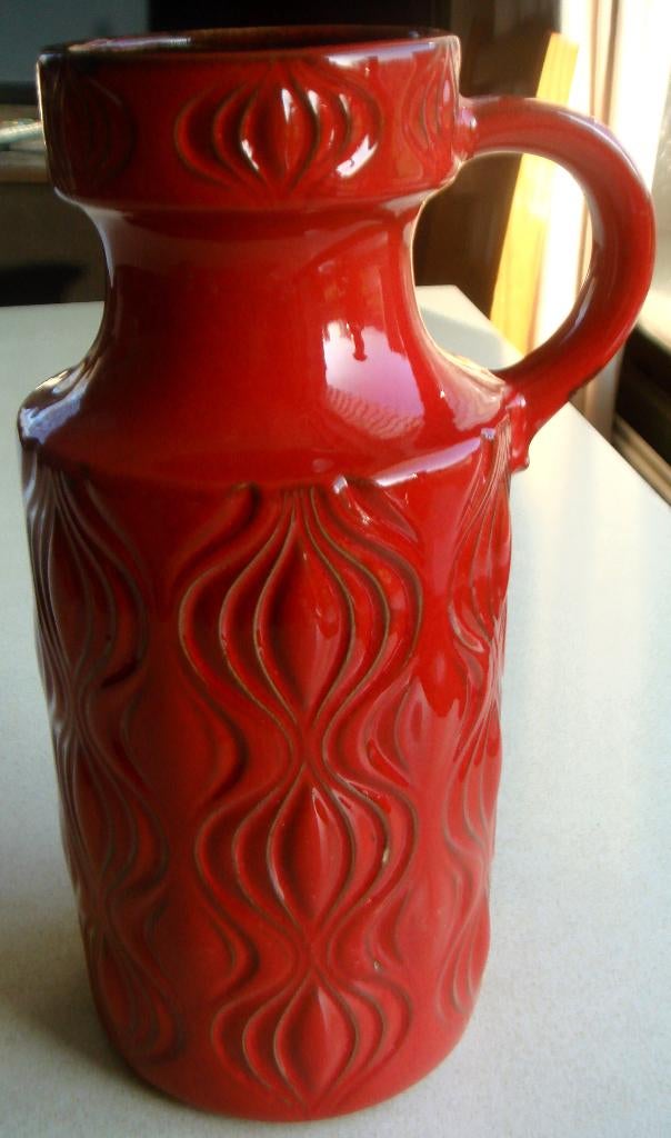 rode West Germany uienvaas  26 cm hoog € 19,50, Gebruikt, Overige kleuren, Aardewerk of Porselein, Ophalen of Verzenden