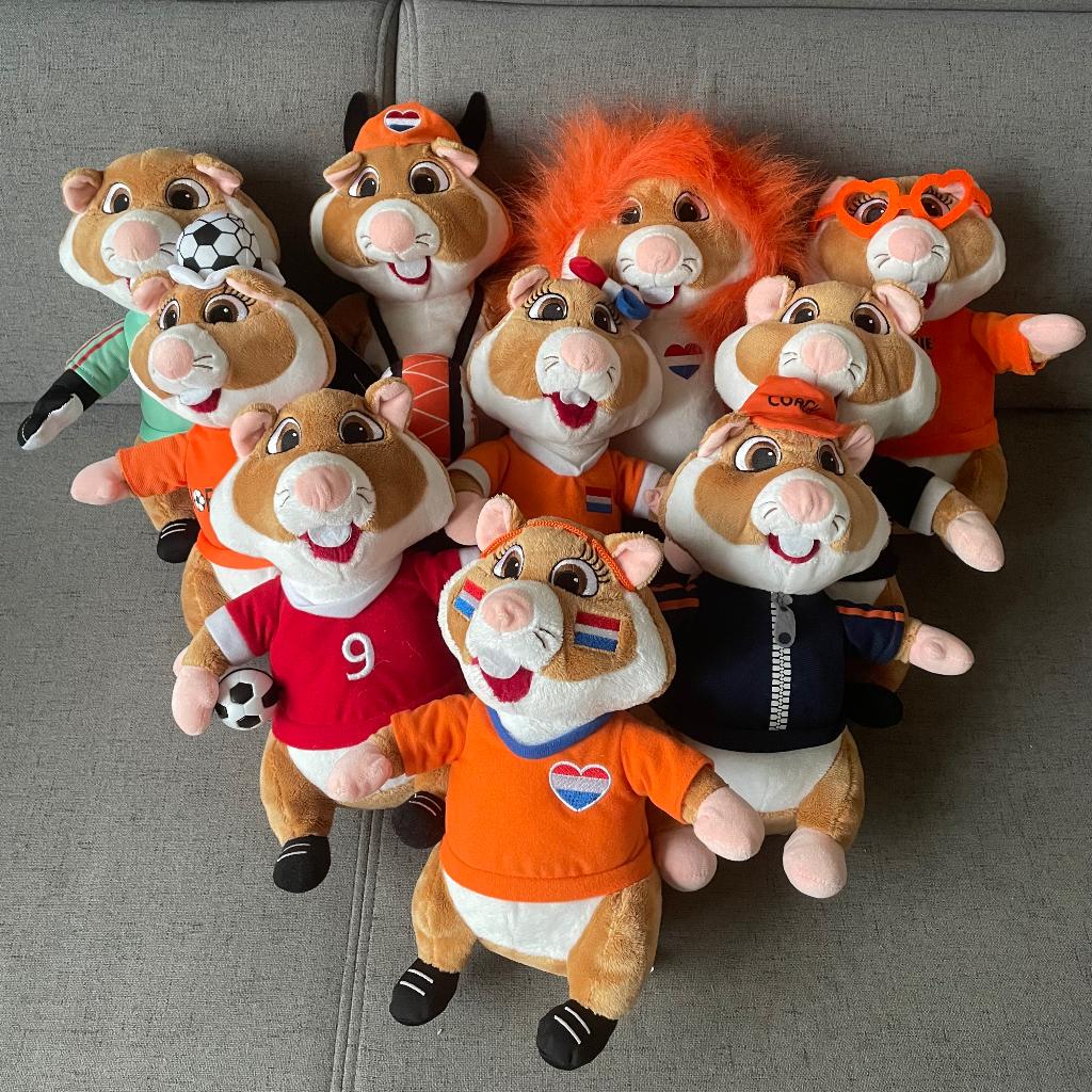 AH Albert Heijn knuffel hamster voetbal support €12 p/st, Albert Heijn, Ophalen of Verzenden