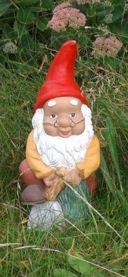 Leuke Kabouter, Tuinkabouter met rode muts, terracotta, Tuin en Terras, Ophalen of Verzenden, Nieuw, Steen, Tuinkabouter