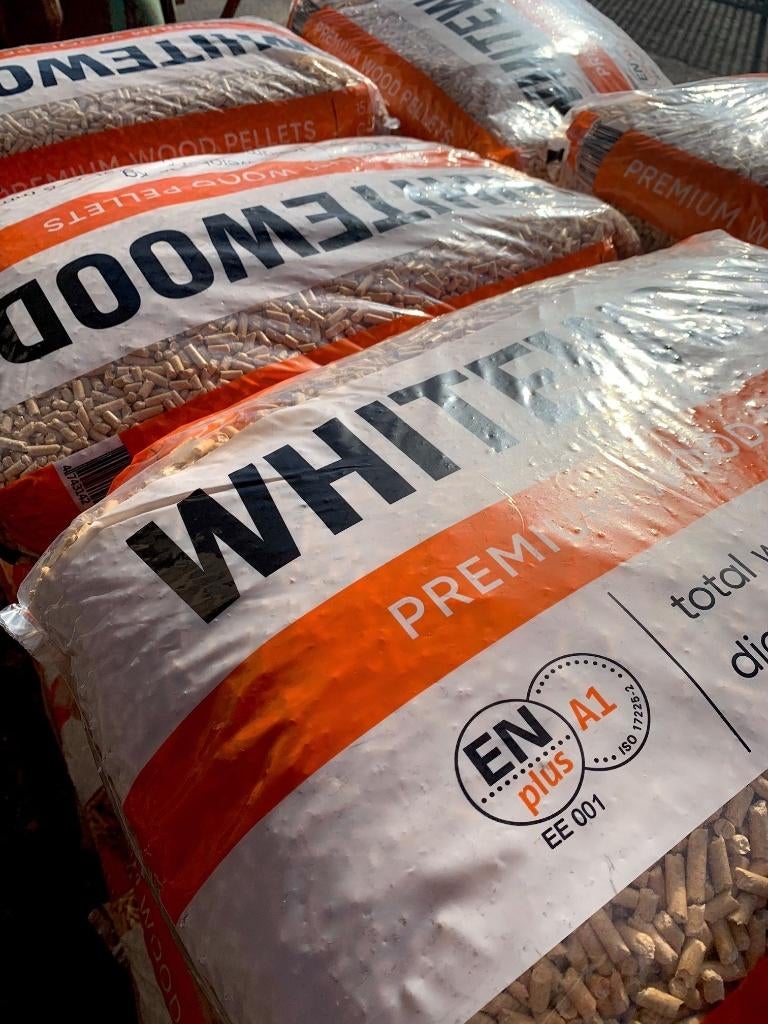 Whitewood pellets 15 kg €8,- incl btw EnplusA1 top pellets!!, 6 m³ of meer, Ophalen