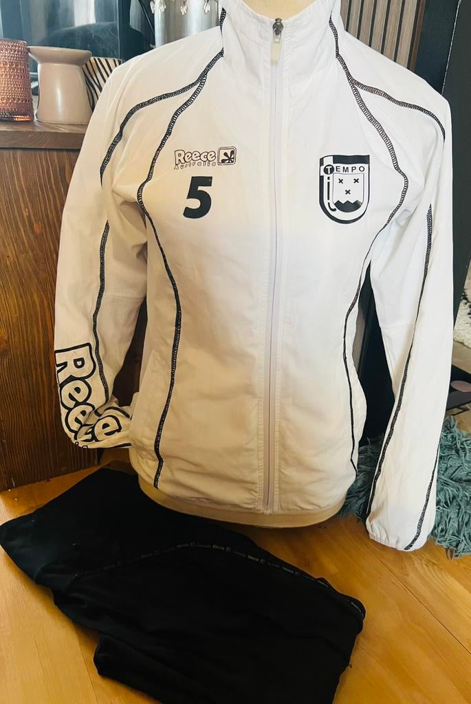Mooi Reece hockey trainingsjas mt XS, Ophalen, Zo goed als nieuw, Kleding