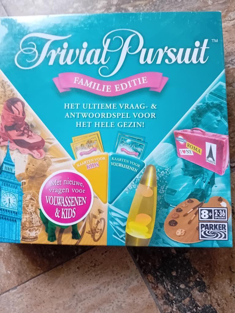 Trivial  pursuit familie editie, Hobby en Vrije tijd, Gezelschapsspellen | Bordspellen, Vijf spelers of meer, Ophalen, Nieuw, Parker