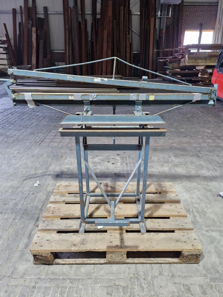 no. 414 gebruikt zetbankje handbediend, Ophalen, Gebruikt