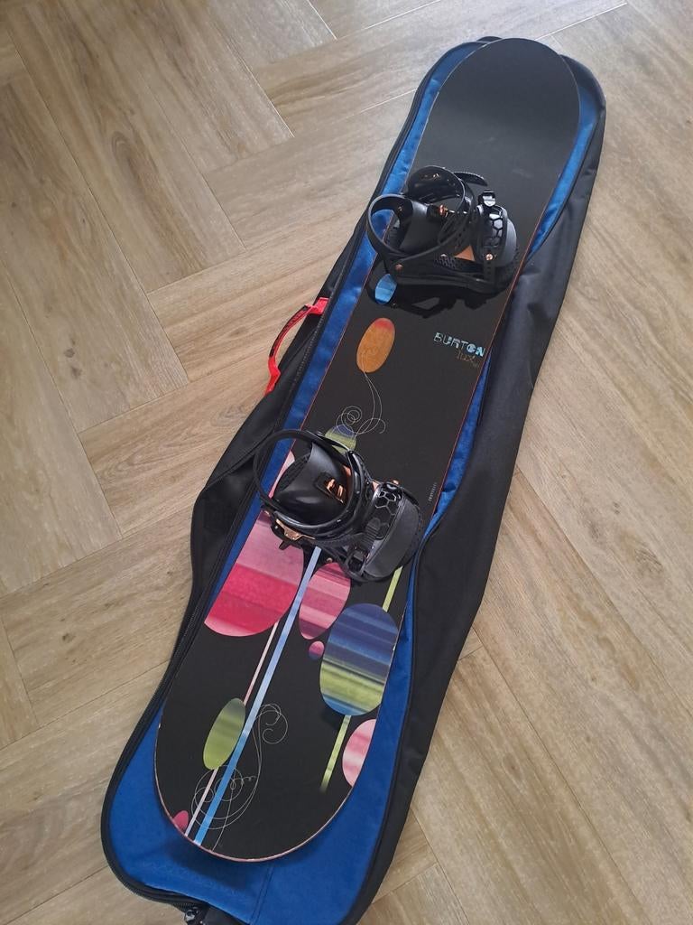 Burton Lux 150 dames snowboard, Sport en Fitness, Snowboarden, Ophalen, Nieuw, Board