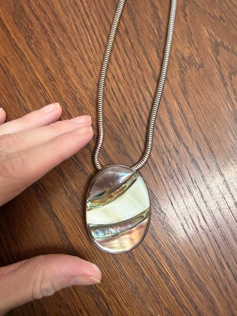 Vintage '70 ketting parelmoer & abalone, Sieraden, Tassen en Uiterlijk, Kettingen, Gebruikt, Overige kleuren, Ophalen of Verzenden