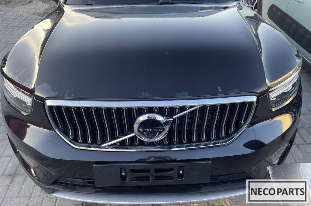 VOLVO XC40 D3 2.0D COMPLEET VOORKOP BUMPER KOPLAMP, Auto-onderdelen, Ophalen of Verzenden, Gebruikt, Volvo, Bumper