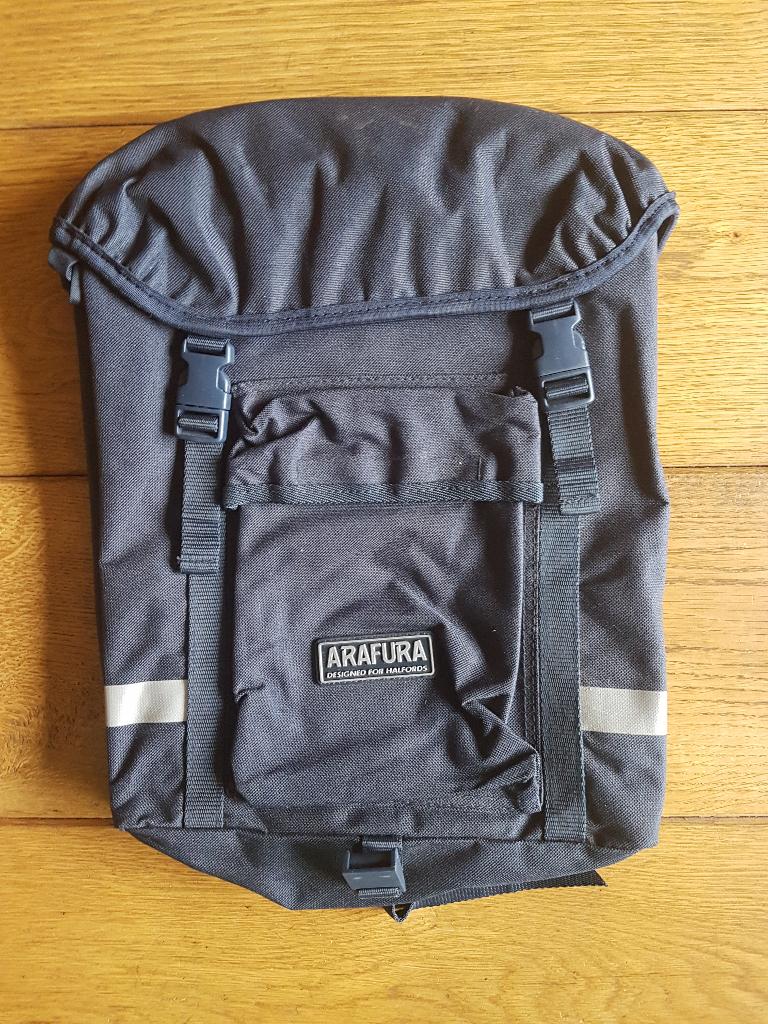 Twee Arafura  Fietstassen, Fietsen en Brommers, Fietsaccessoires | Fietstassen, Ophalen, Gebruikt, Overige merken