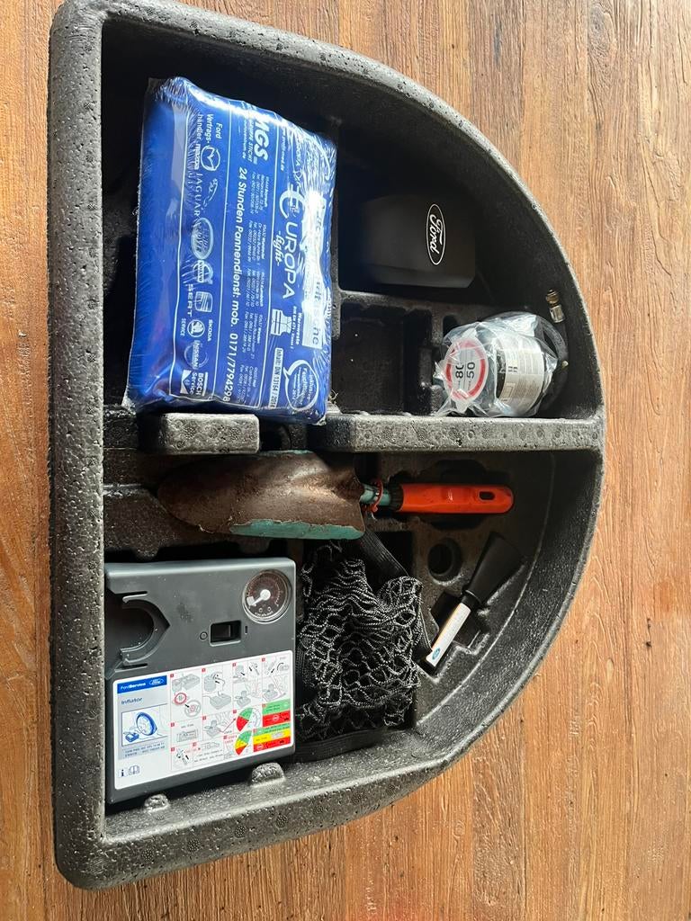 Uit ford fiesta 2013 ipv reserve wiel, Ophalen, Gebruikt, Ford