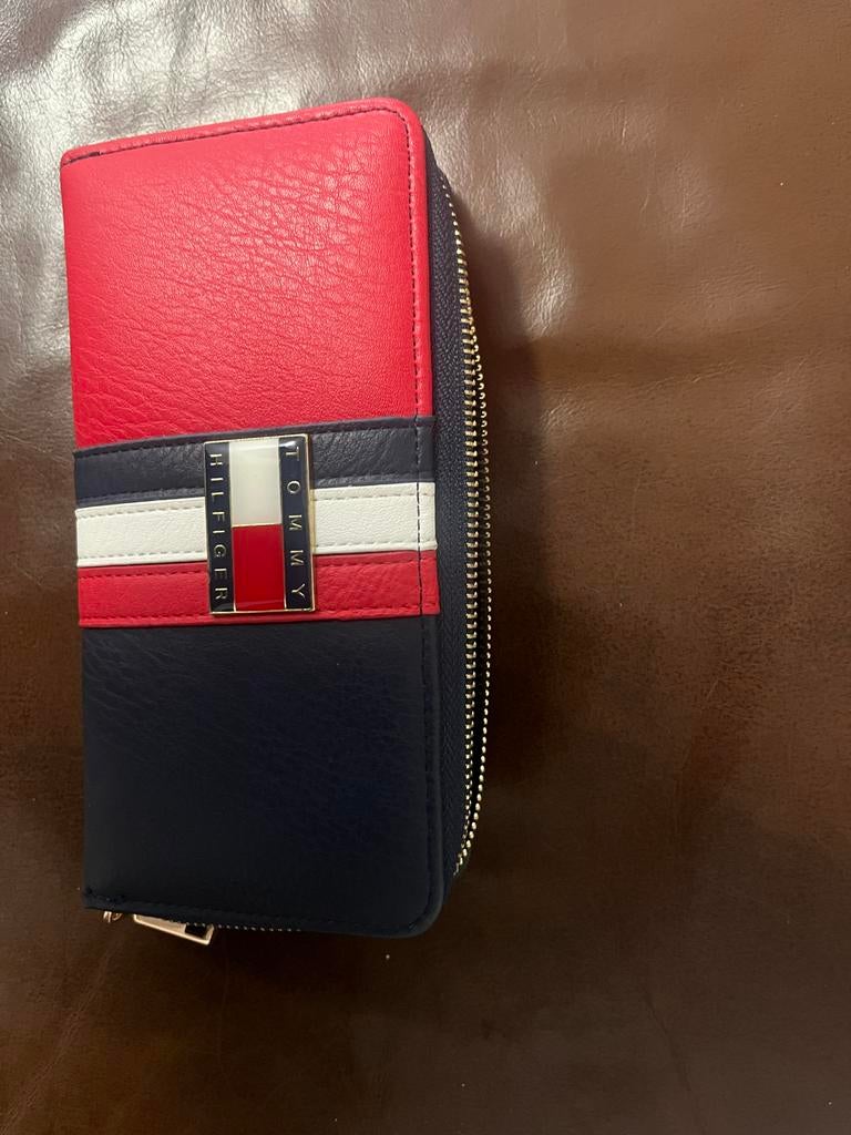Tommy Hilfiger Portemonnee - Rood/Blauw, Sieraden, Tassen en Uiterlijk, Portemonnees, Guess, Ophalen of Verzenden, Zo goed als nieuw