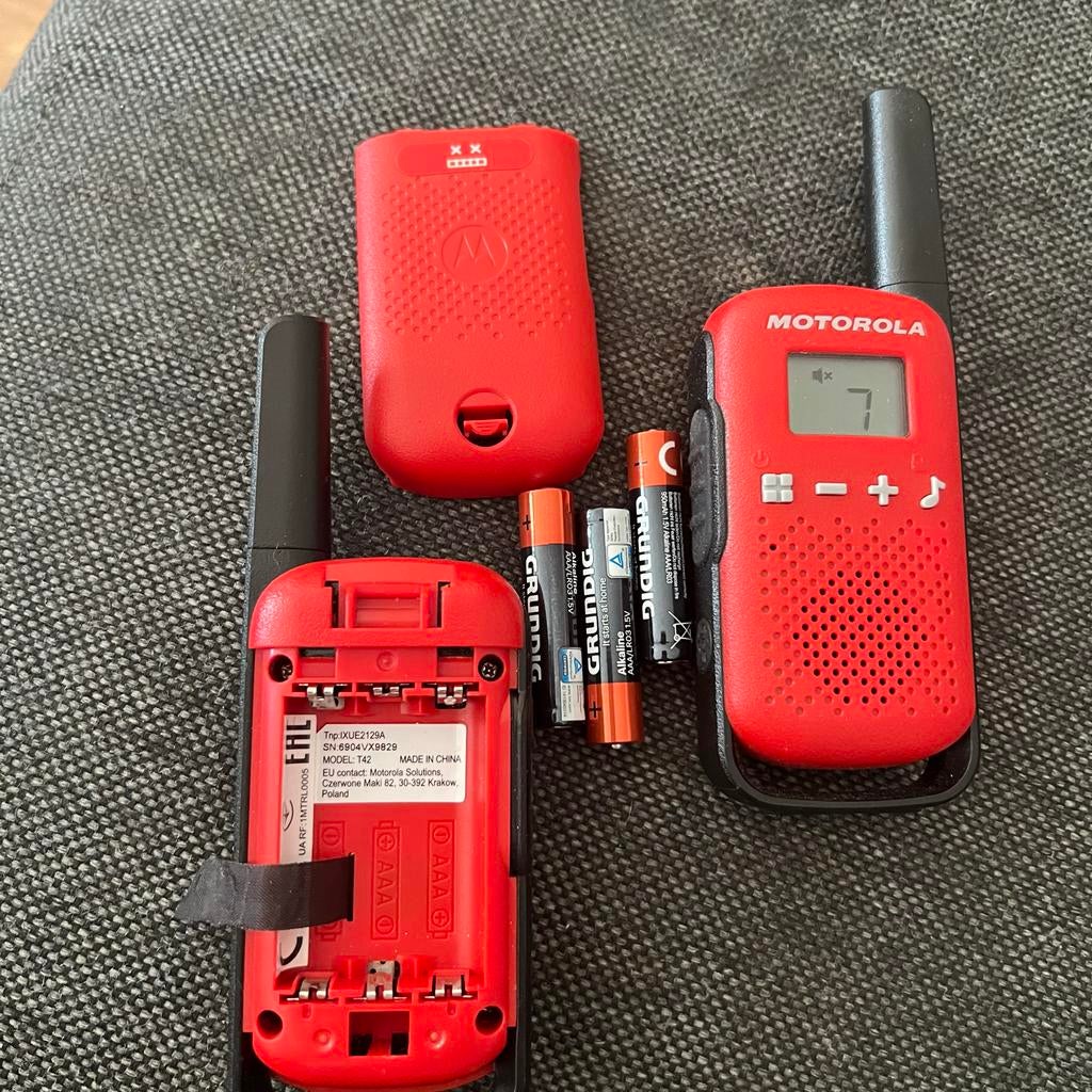 Motorola Talkabout T42, 5 tot 15 km, Ophalen of Verzenden, Zo goed als nieuw, Portofoon of Walkie-talkie