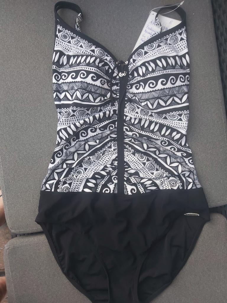 maat 40 C nieuw badpak van merk sunflair, Kleding | Dames, Verzenden, Nieuw, Zwart, Badpak