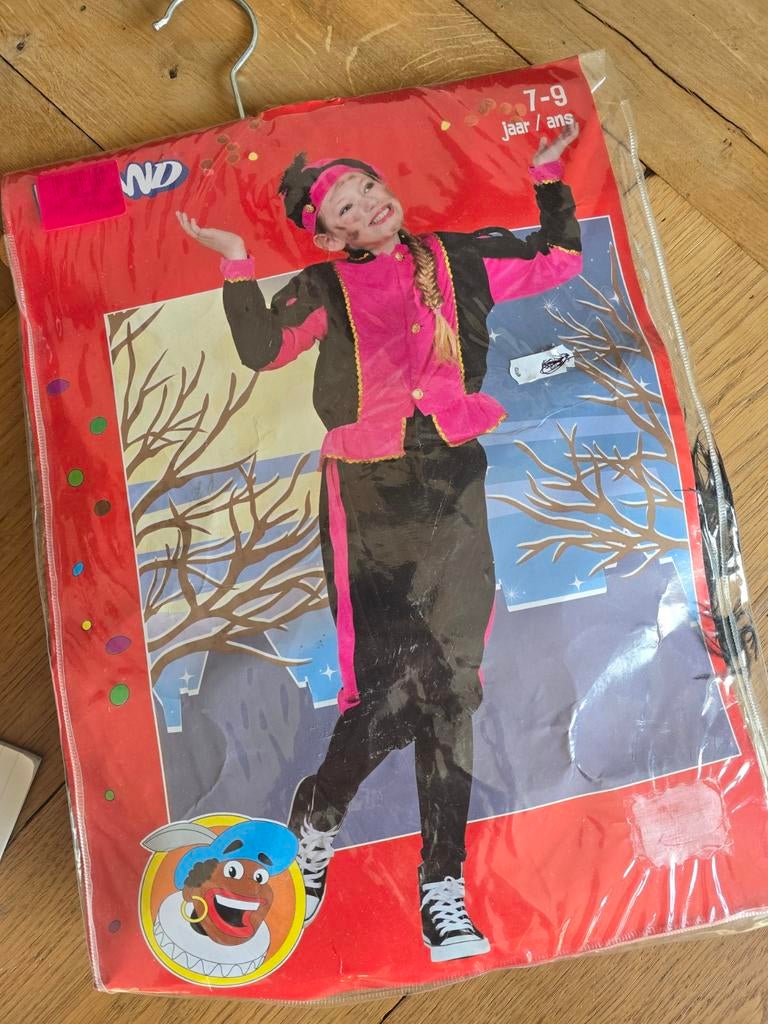 Nieuw in verpakking! Carnaval outfit zwarte Piet 9-11 jaar, Ophalen of Verzenden, Nieuw, Jongen of Meisje