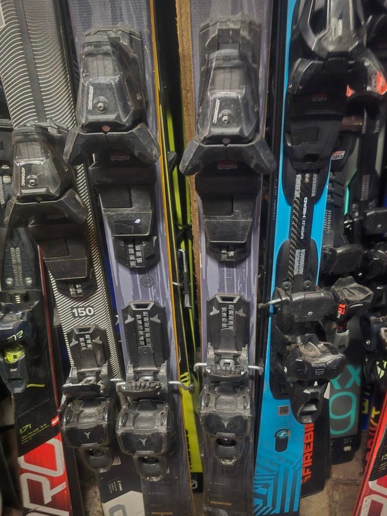 161cm ATOMIC REDSTER QPRO, Sport en Fitness, 160 tot 180 cm, Ophalen of Verzenden, Zo goed als nieuw, Carve