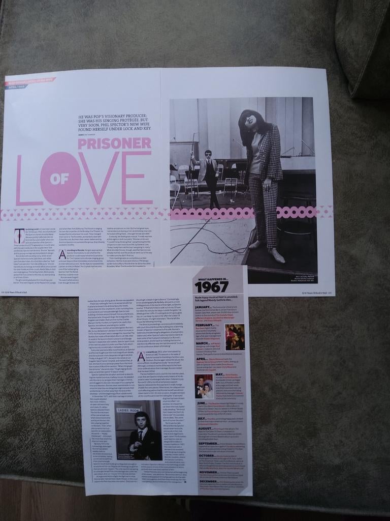 Phil Spector with Ronnie and Ronettes 1964, Ophalen of Verzenden, Zo goed als nieuw, Boek, Tijdschrift of Artikel