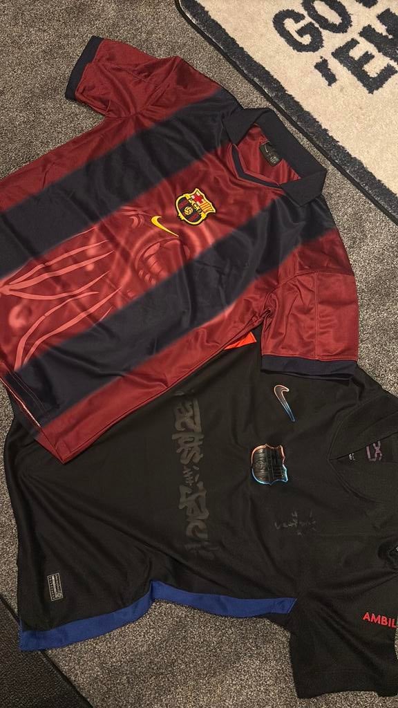 Barcelona x travis scott, Maat M, Ophalen of Verzenden, Zo goed als nieuw, Shirt