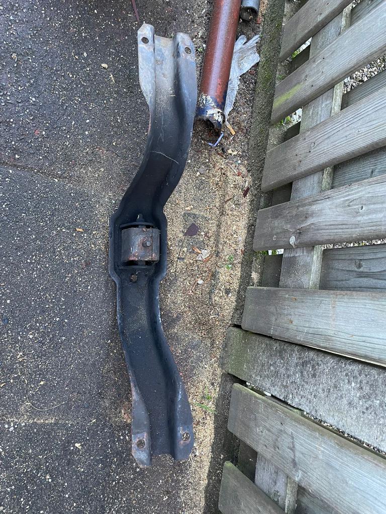 Mercedes 207D/209D/307D/309D Onderdelen, Auto-onderdelen, Ophalen, Gebruikt, Mercedes-Benz