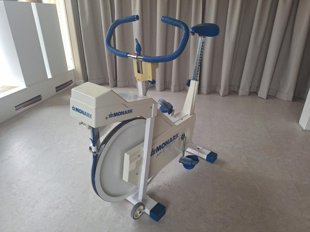 Fiets Monarc 818E Ergomedic, Ophalen